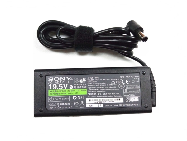 Original 90W Sony Vaio SVF1521D4E SVF1521E1RB Netzteil + Frei Kabel Original 90W Sony Vaio SVF1521D4E SVF1521E1RB Netzteil + Frei Kabel
